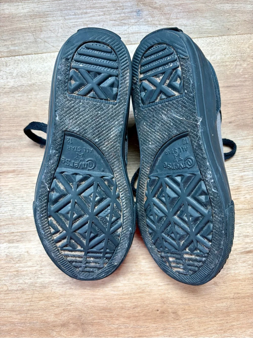Converse Kids Gray and Black Low Top Sneakers 12